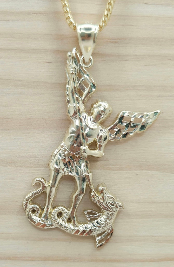 10KT LARGE SAN MIGUEL PENDANT Weight 5.7GR