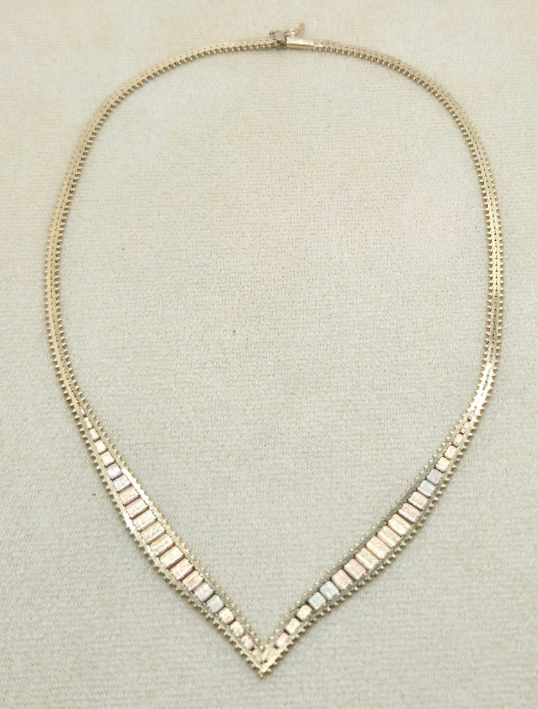 10KT V-SHAPED GOLD STATEMENT LUXURY NECKLACE Size 4MM 16INCH Weight 16.5 GRS