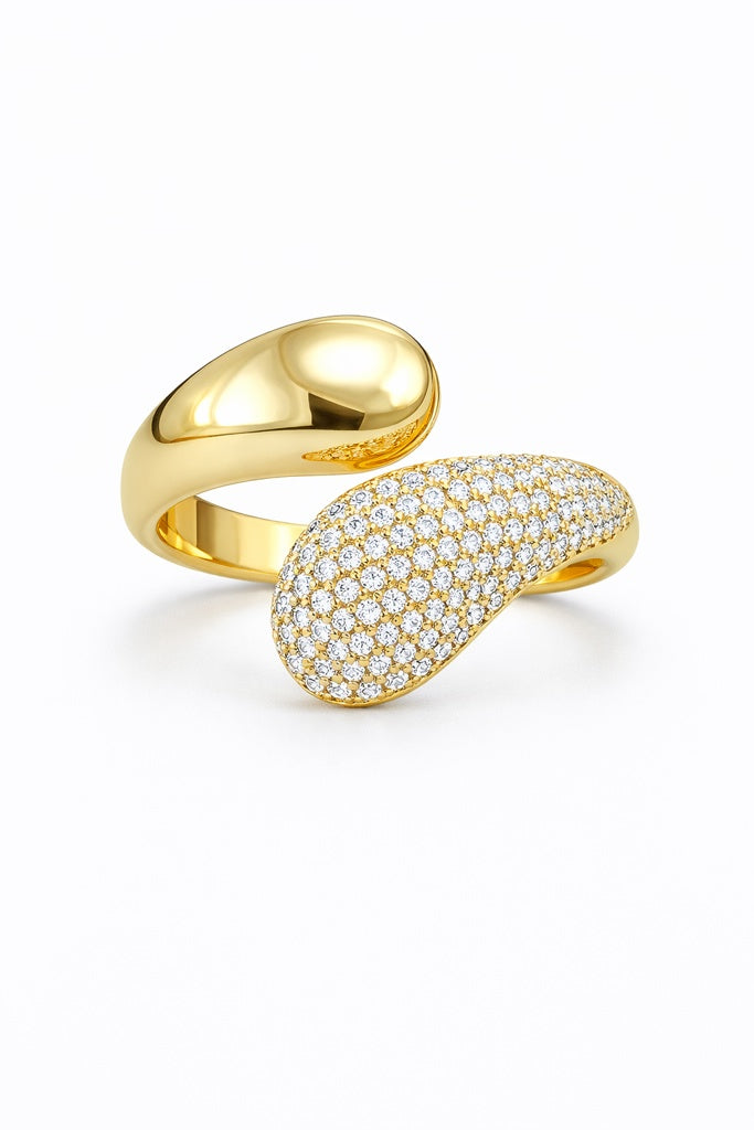 14KT EXOTIC RING WITH BEAUTIFUL CZ DETAILS Size 7 Weight 5.7GR