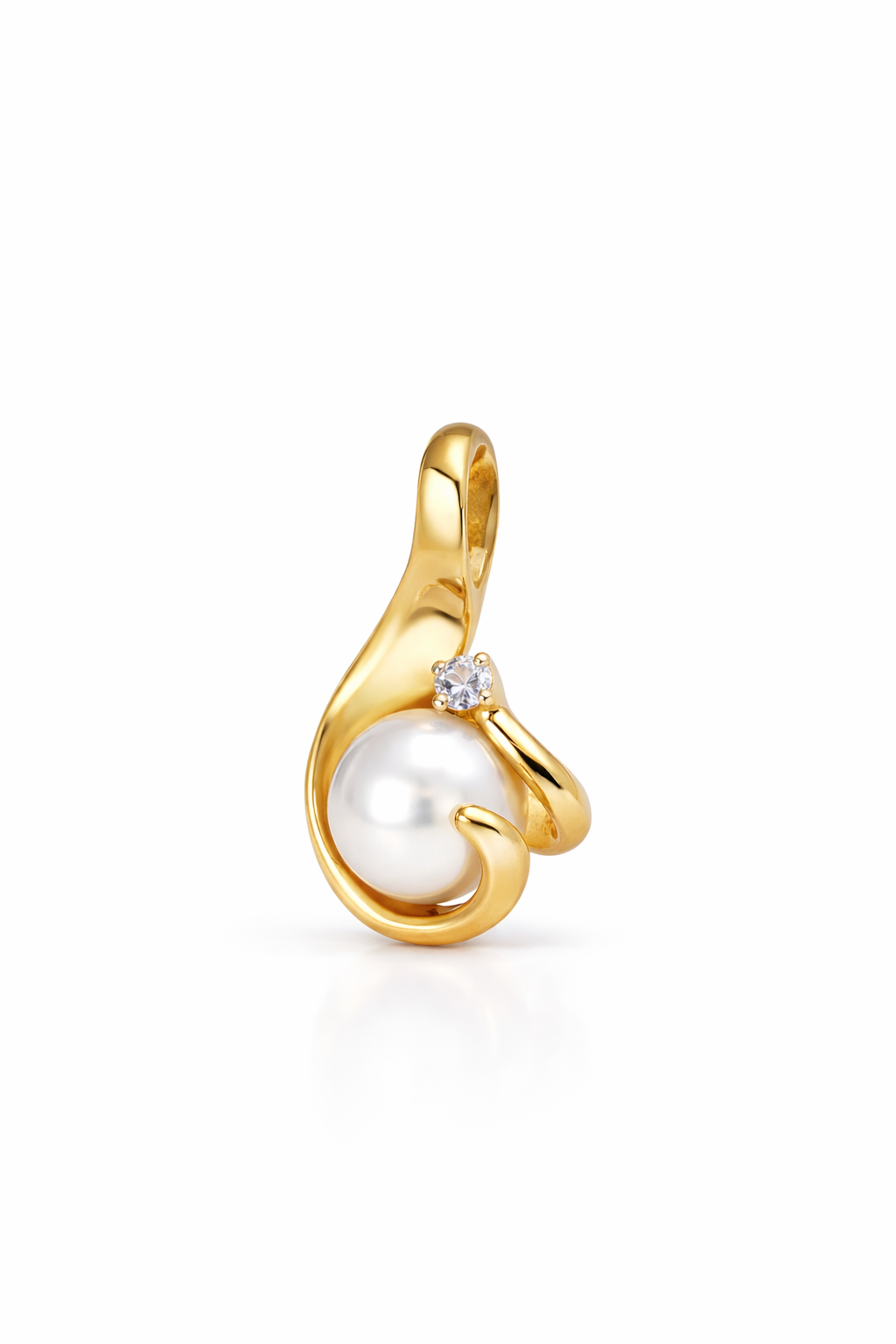 10KT DELICATE YELLOW GOLD WITH PEARL PENDANT Size  Weigth 2.5GR