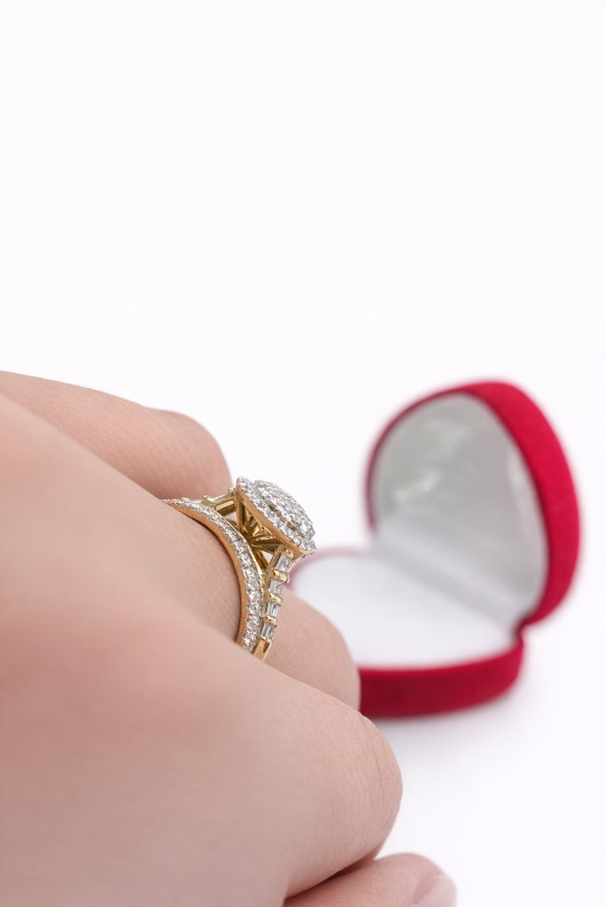 10KT MODERN ROUND DESIGN DIAMOND PROMISE RING Size 7/0.99CT