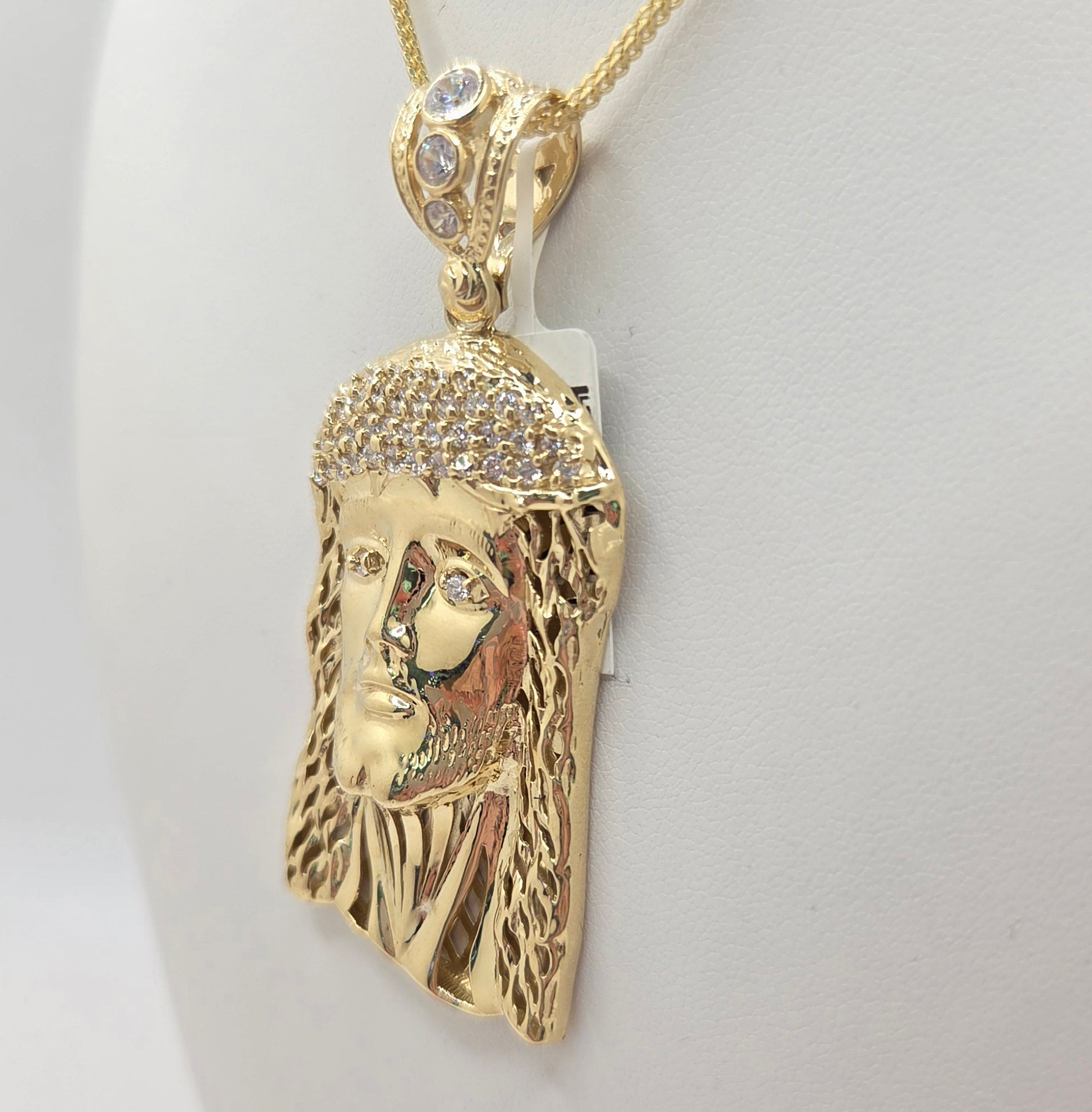 10KT JESUS FACE PENDANT CZ Size SMALL Weight 4.9GR