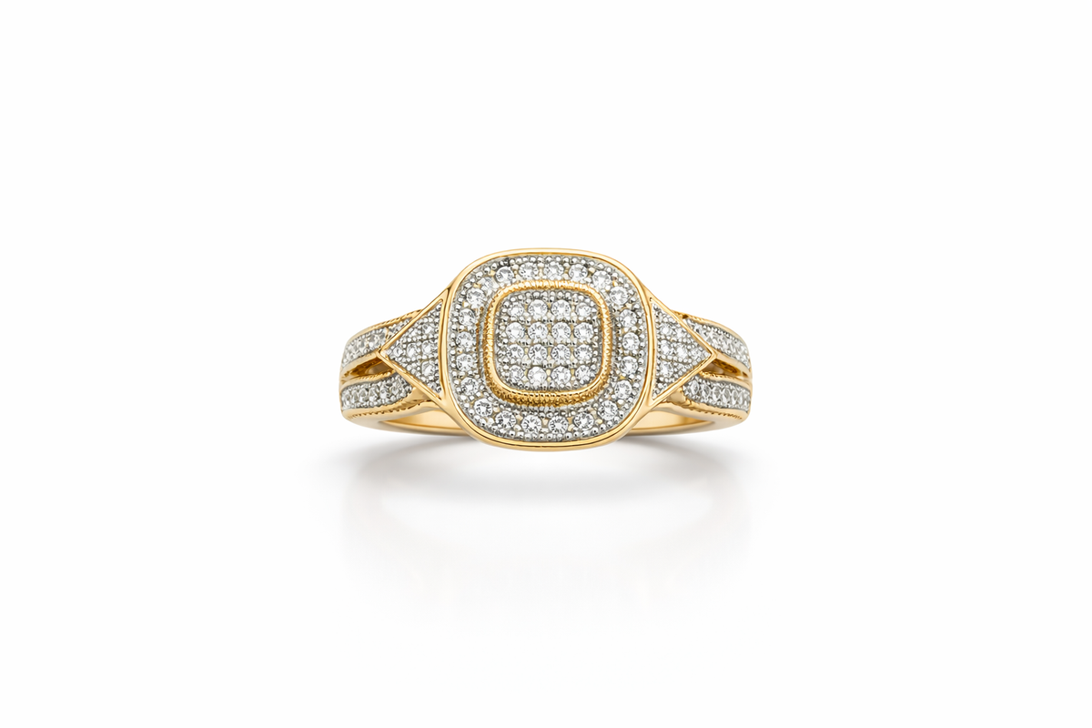 10KT SQUARE DESIGN MODERM DIAMOND RING Size 7/0.20CT