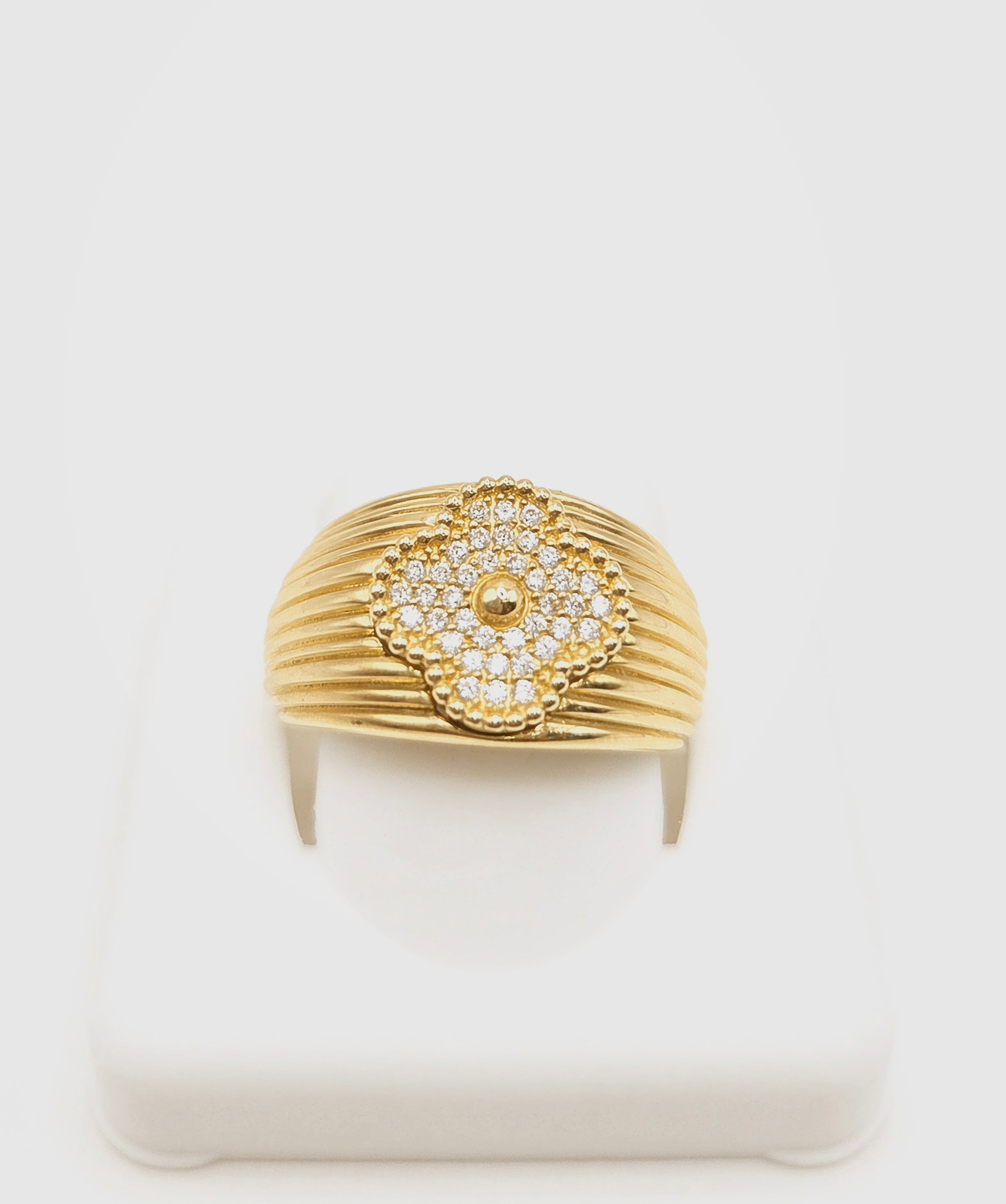 10KT FLOWER RING+WOMAN Size 8 Weigth 4.7GR