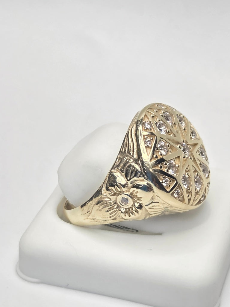 14KT ROUND STAR DESIGN SMALL ROSETTA MAN'S RINGSize 12-12.5 Weigth 4.4GR