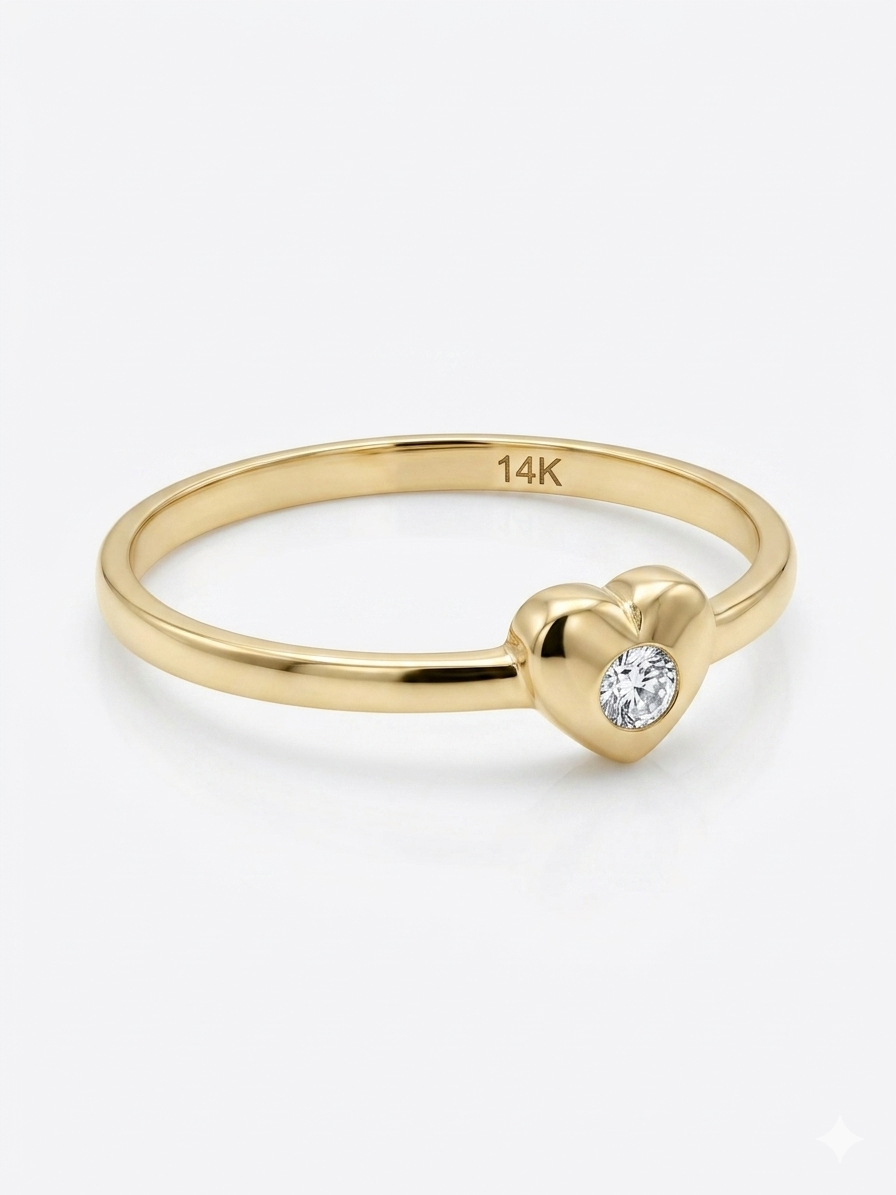 14KT BEAUTIFUL RING WITH A HEART WITH A CZ IN THE CENTER SIZE 7 Weight 1GR