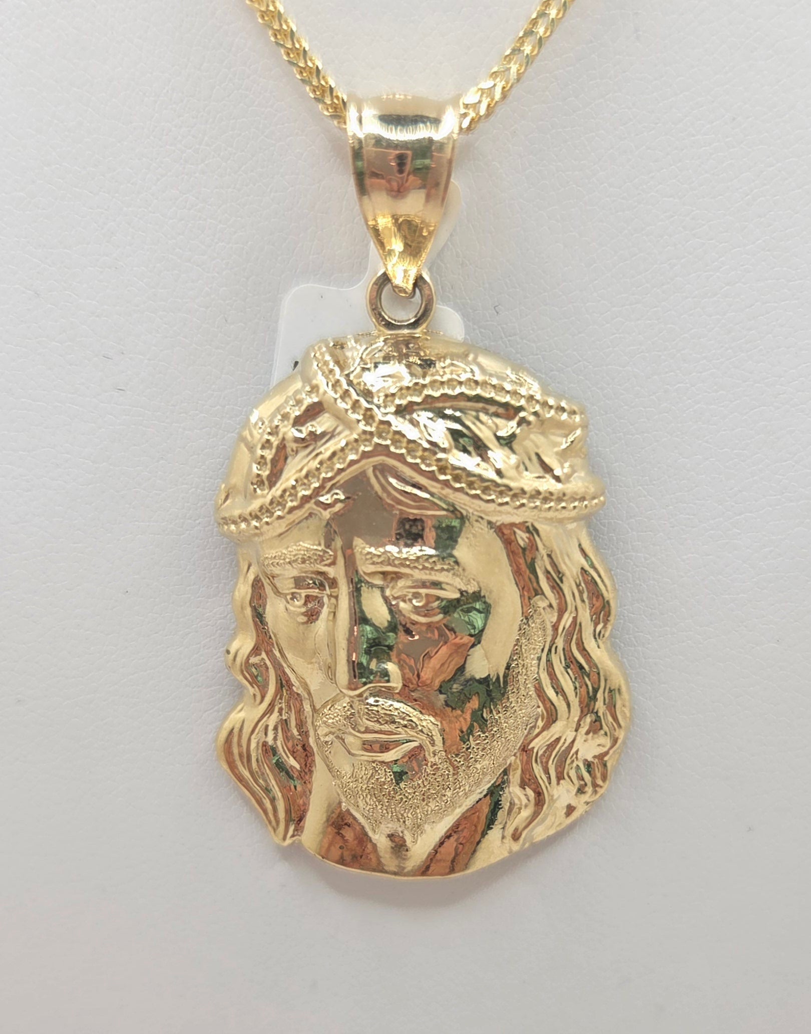 10KT JESUS FACE PENDANT Size MEDIUM Weight 5.2GR
