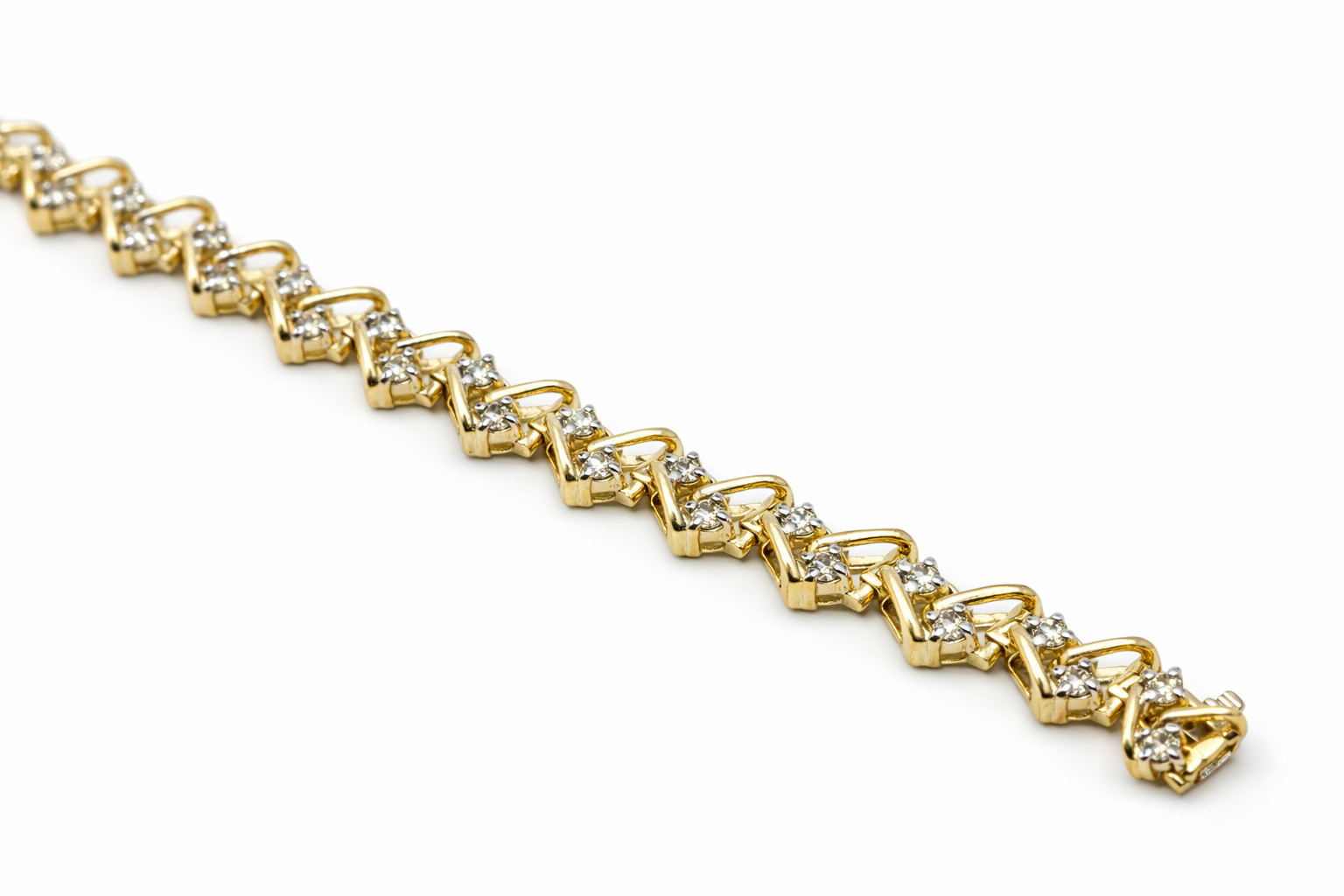 14KT YELLOW GOLD ROUND DIAMONDS ZIGSAG BRACELET Size 8MM 7INCH Weight 14.3 GRS