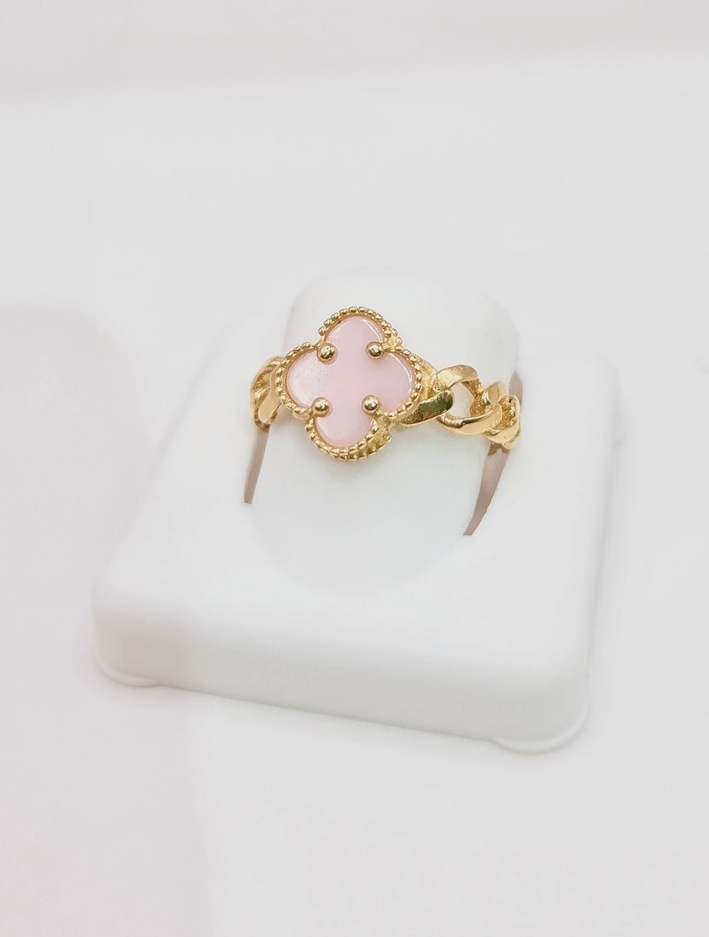 10KT FLOWER RING Size 9 Weigth 2.6GR