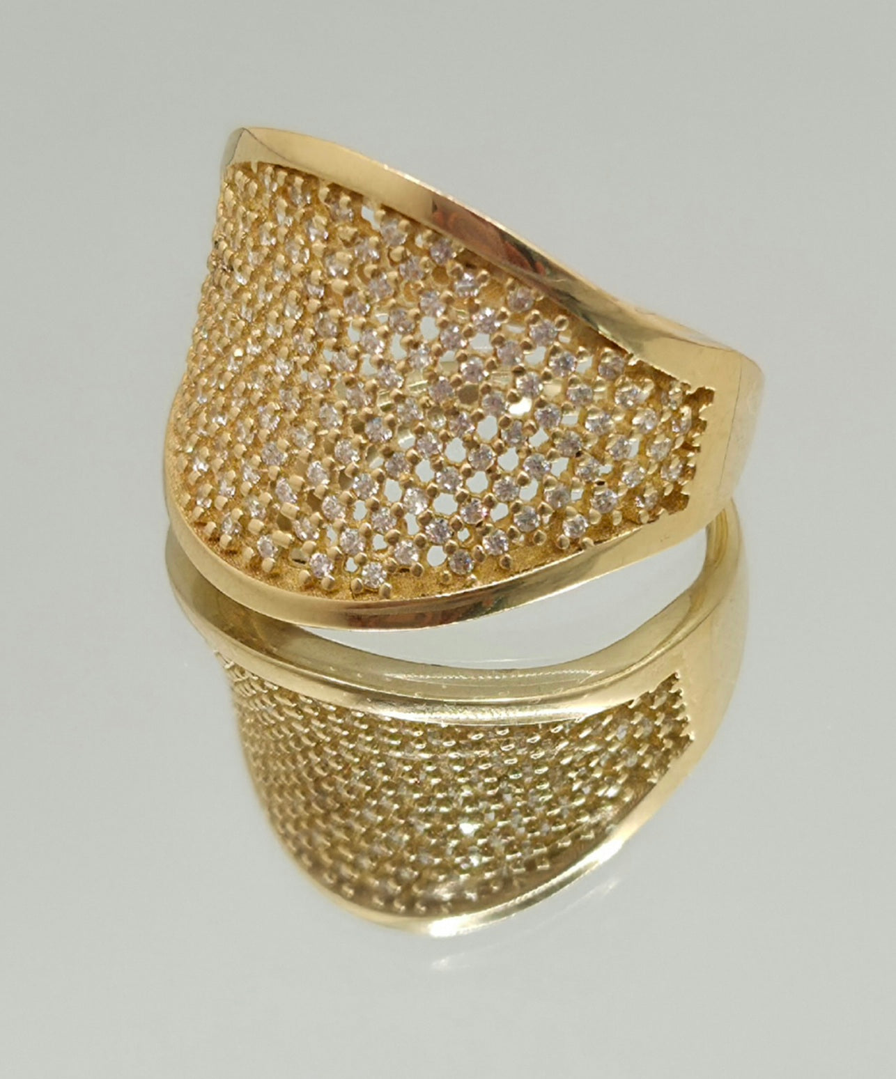 14KT CZ NET DESIGN RING Size 7 Weight 4.6GR