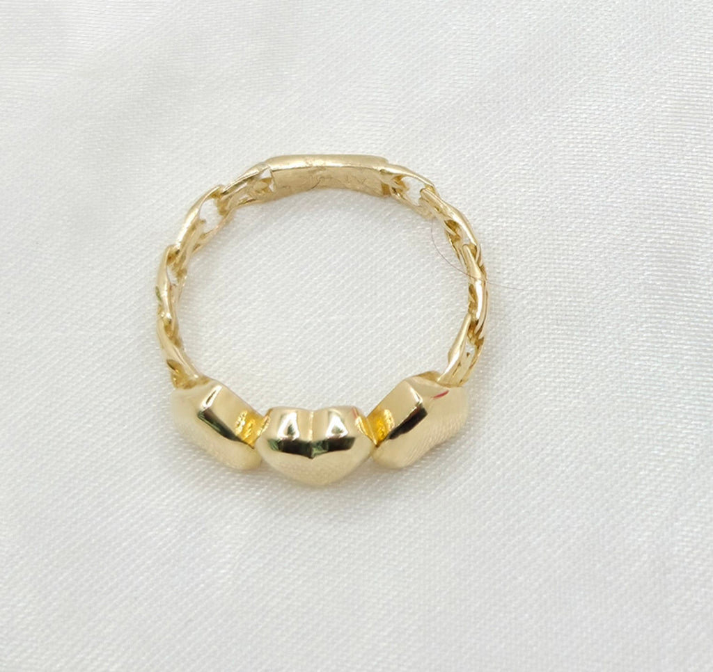 10KT DELICATE CHINO LINK STYLE WITH TRHEE HEARTS RING SIZE 7 WEIGHT 1.8GR