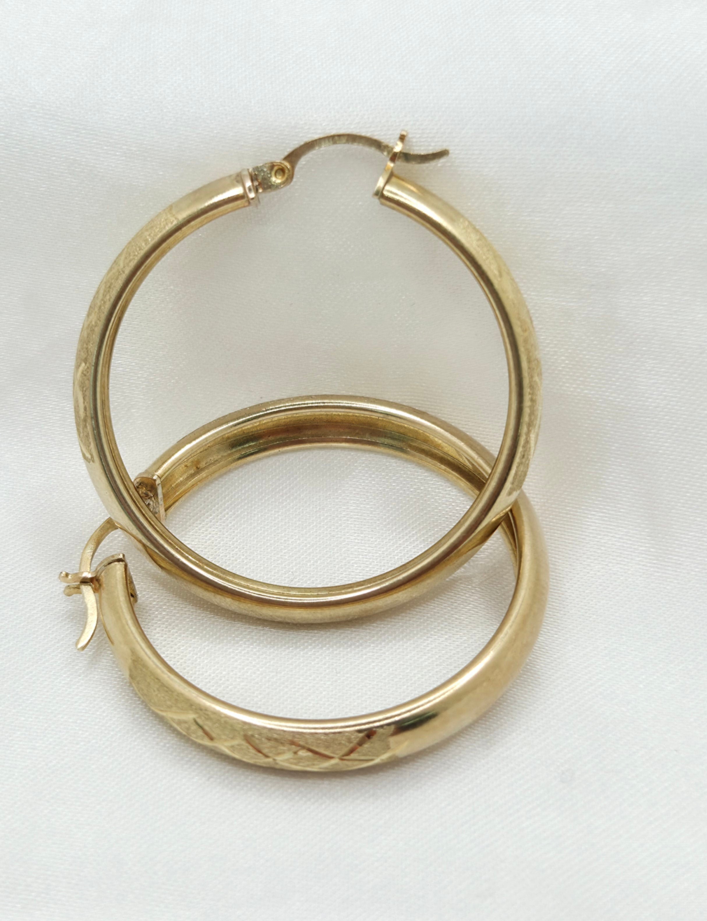 10KT VINTAGE DESIGN HOOPS EARRINGS Size 4 Weight 4.6GR