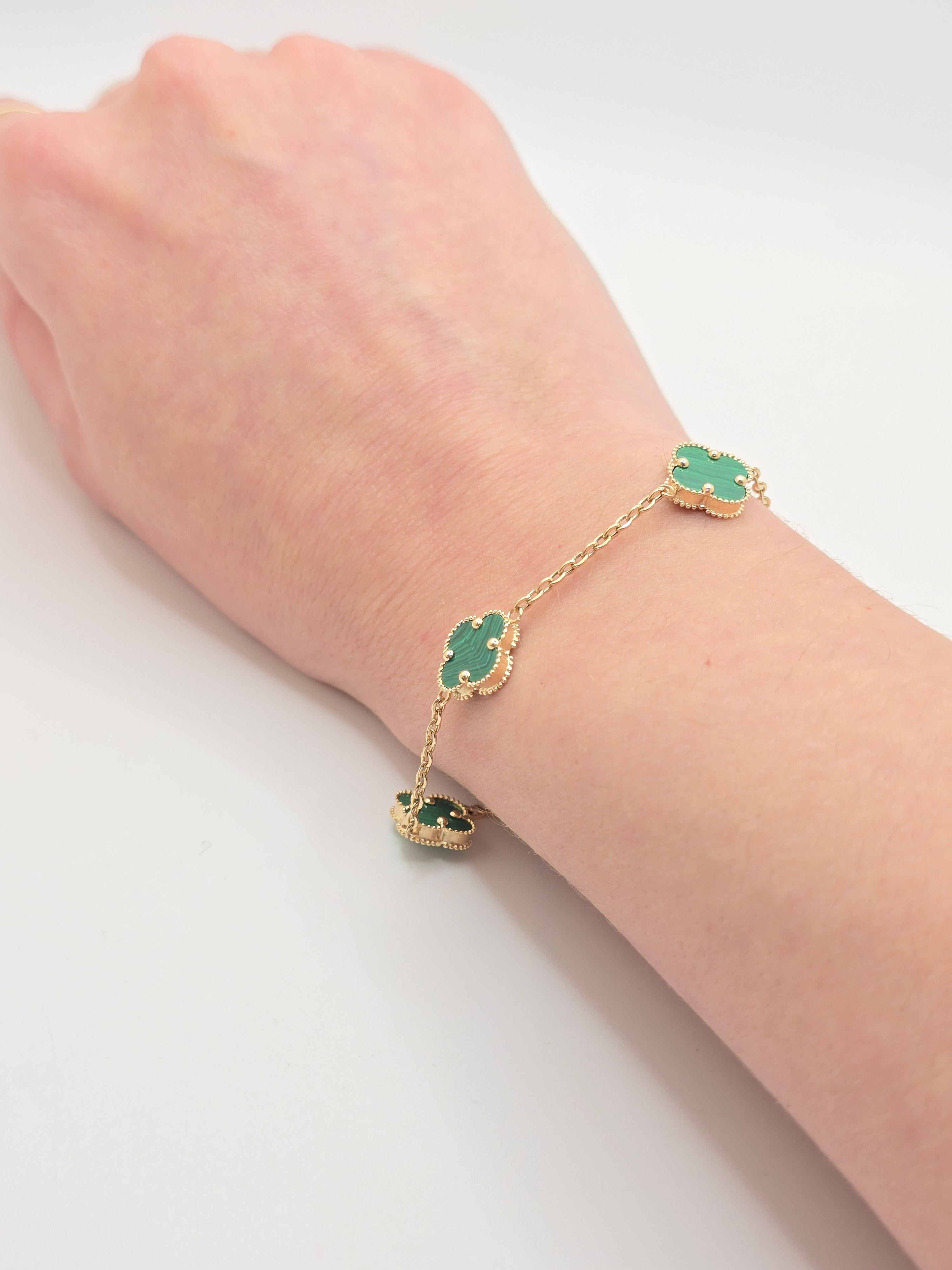 14KT LARGE GREEN CLOVER BRACELET Size 7.5INCH Weight 6.5GR