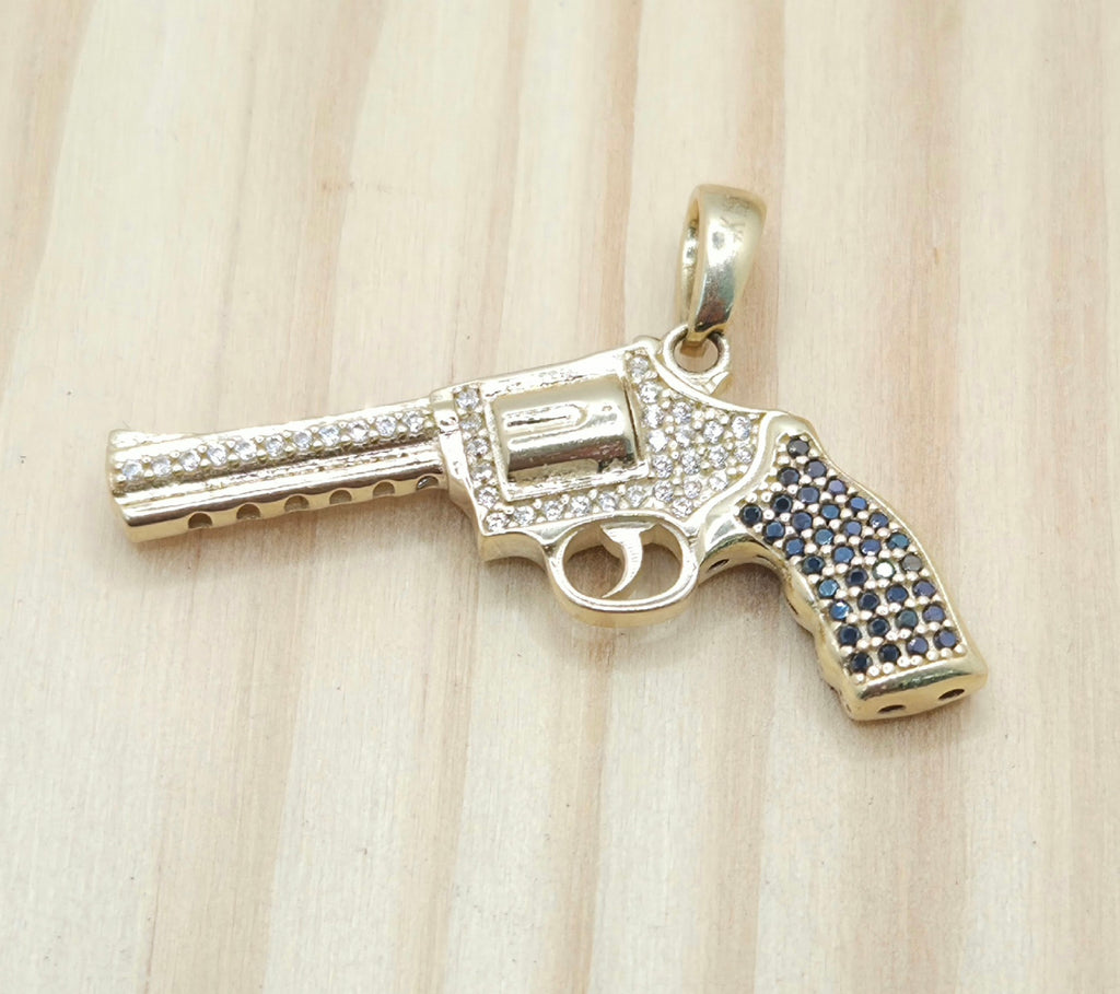14KT CZ GUN PENDANT Weight 5.5GR