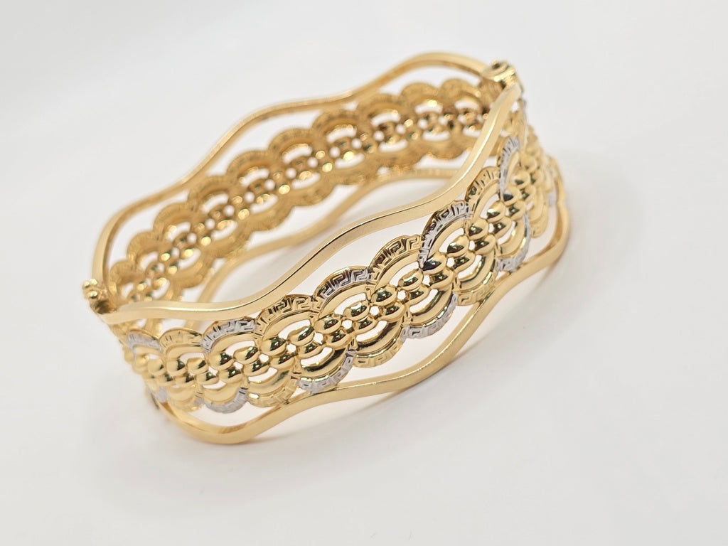 14KT WAVE BANGLE  Weight 15.5GR
