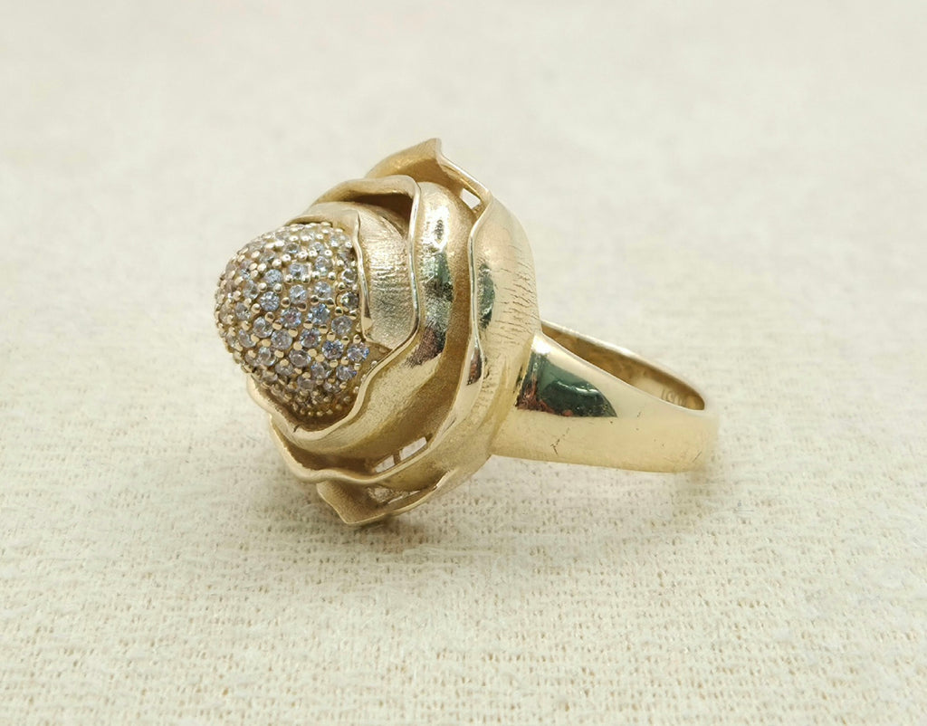14KT VINTAGE CZ ROSE RING Size 7 Weight 8.1GR
