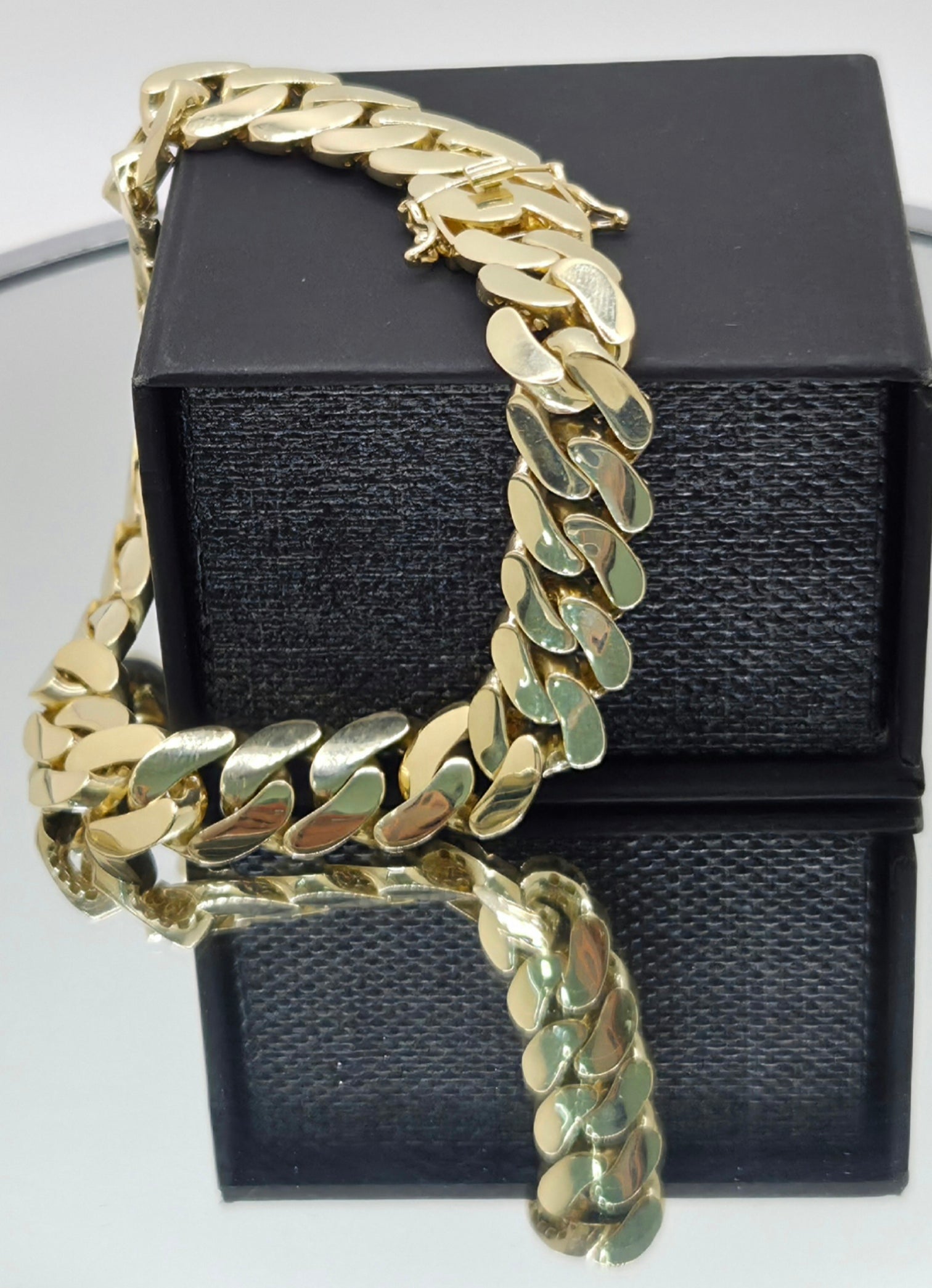 10KT SEMISOLID MIAMI CUBAN BRACELET Size 8INCH 13.5MM Weight 26.1GR