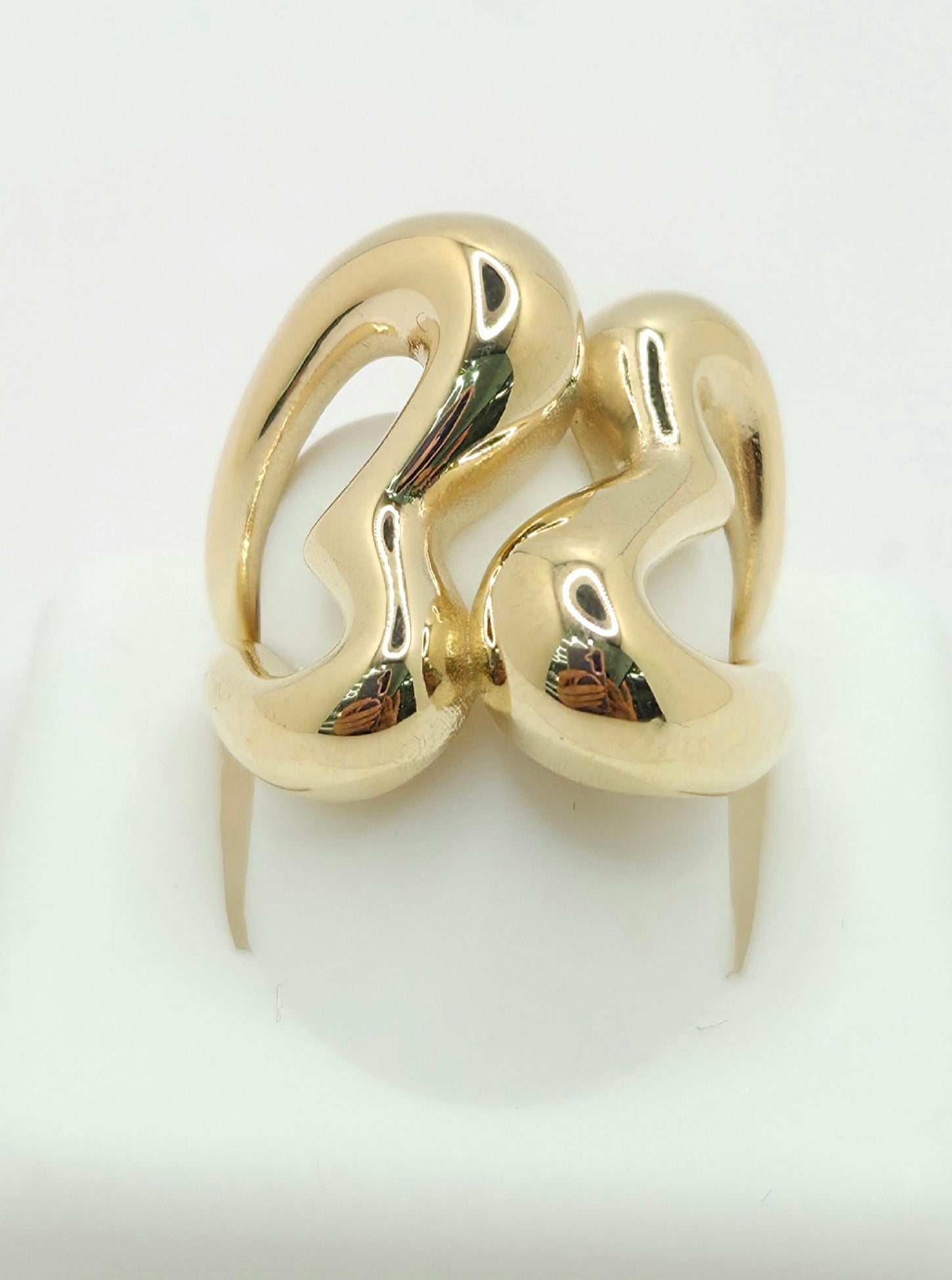 14KT MODERN TWO HEART SILHOUETTE RING Size 7 & 8 Weight 3.7GR