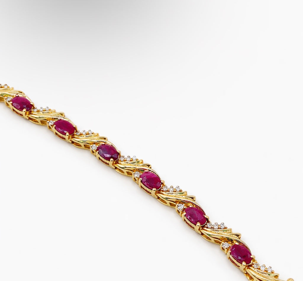 14KT YELLOW GOLD NATURAL DIAMONDS AND RUBY BRACELET Size 7.5MM 7INCH Weight 14.8 GRS
