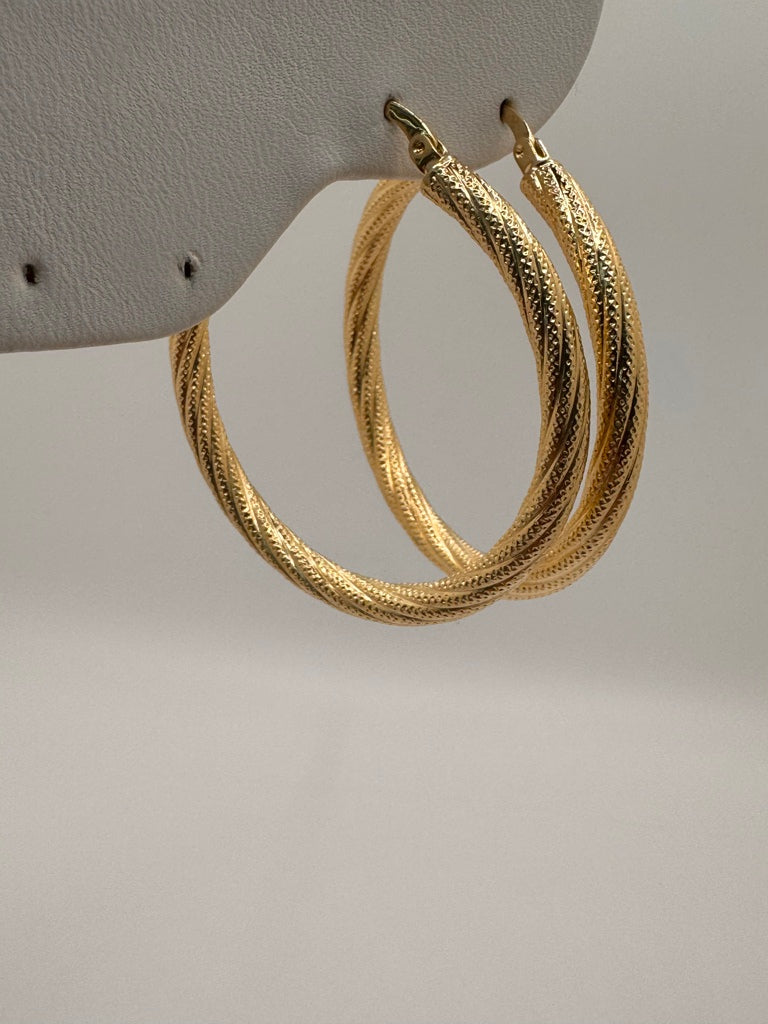 10KT CROOKED NEVADAS HOOPS EARRINGS Size 6 4.5MM Weight 6.5GR