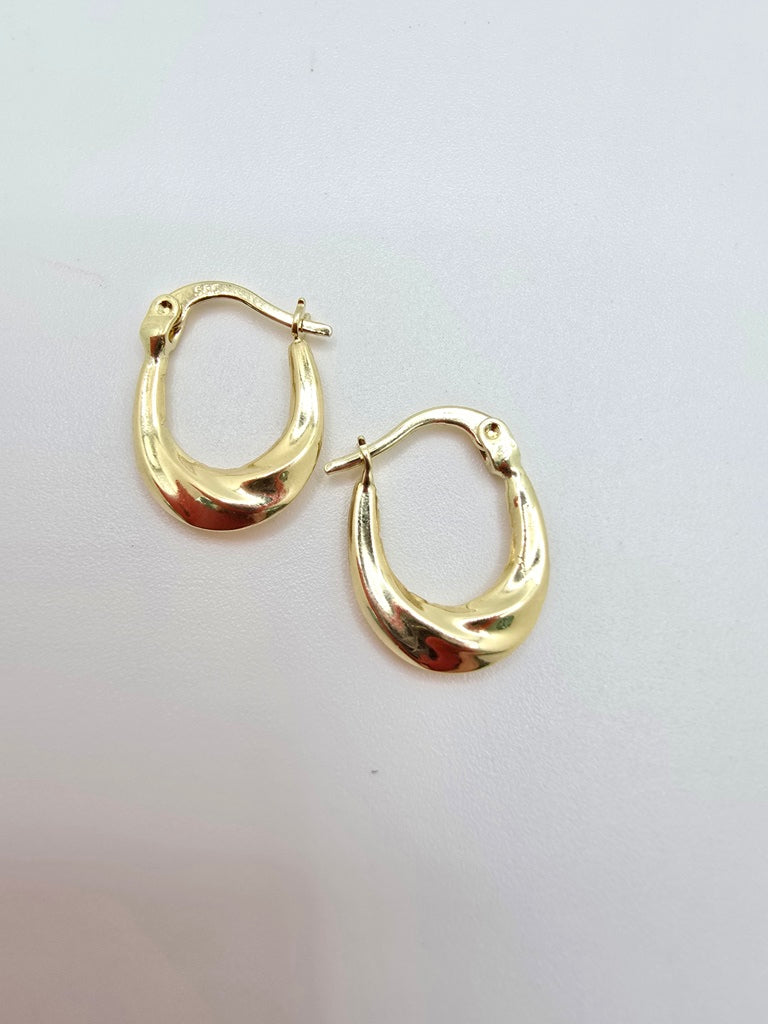 14KT DELICATE TWISTED HOOPS EARRINGS Weight 1.1GR