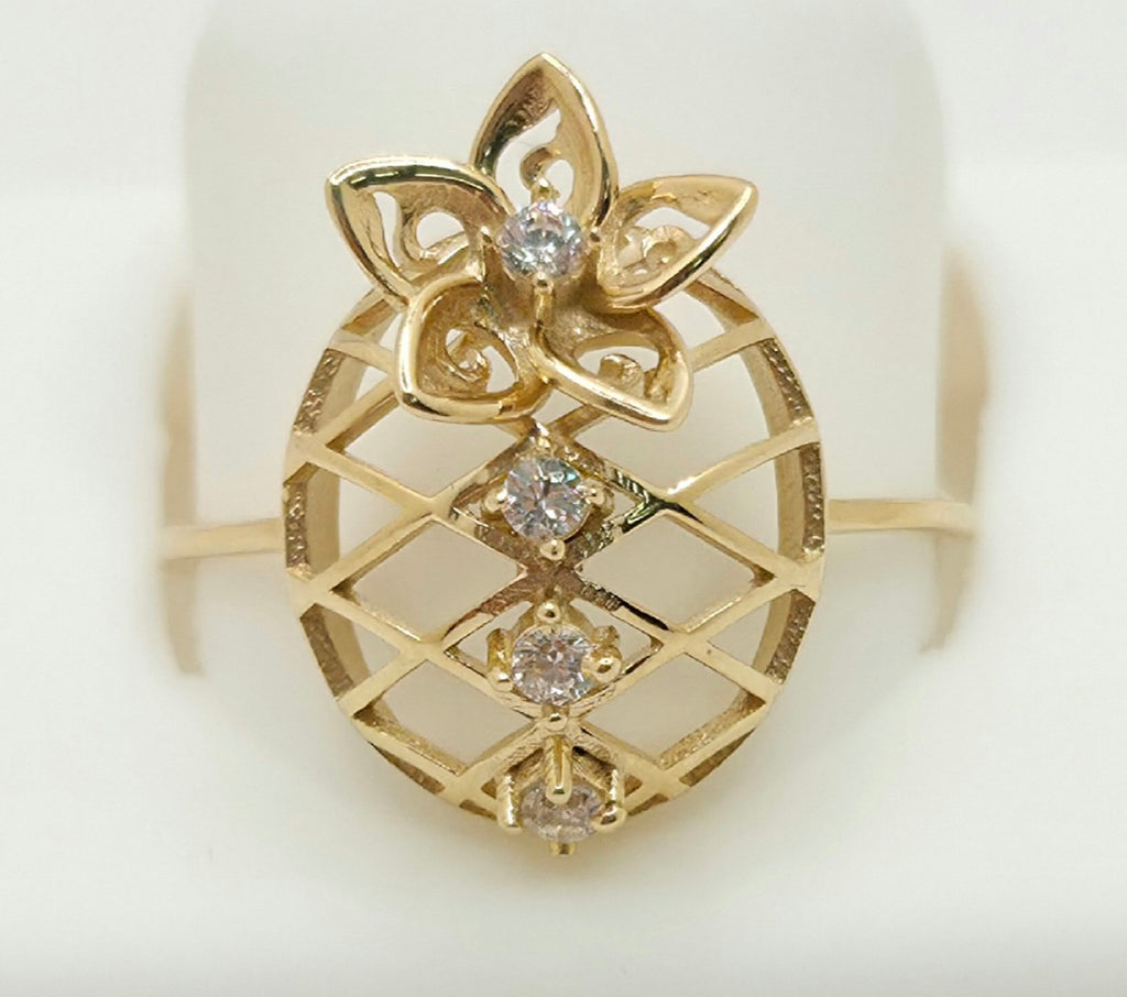 14KT DELICATE PINEAPPLE RING Size 7.5 Weight 1.9GR