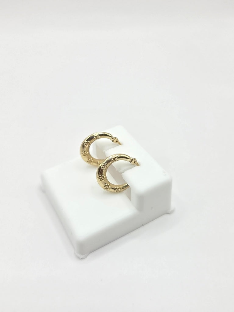 10KT SMALL FLOWERS DETAIL BABY'S HOOP EARRINGS Size  Weigth 0.6GR