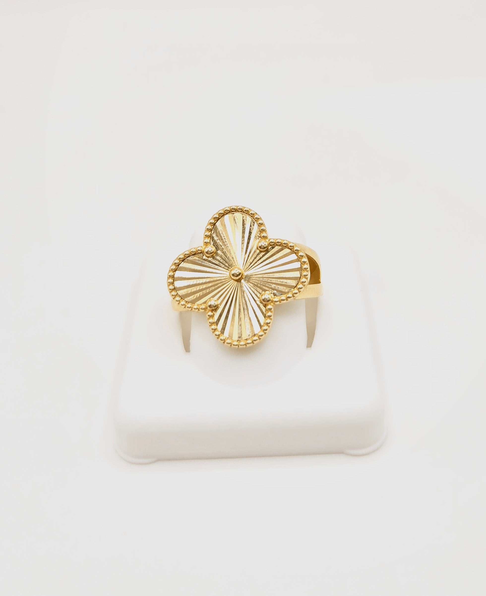 14KT FLOWER RING+WOMAN Size 7 & 8 & 9 Weigth 4.5GR