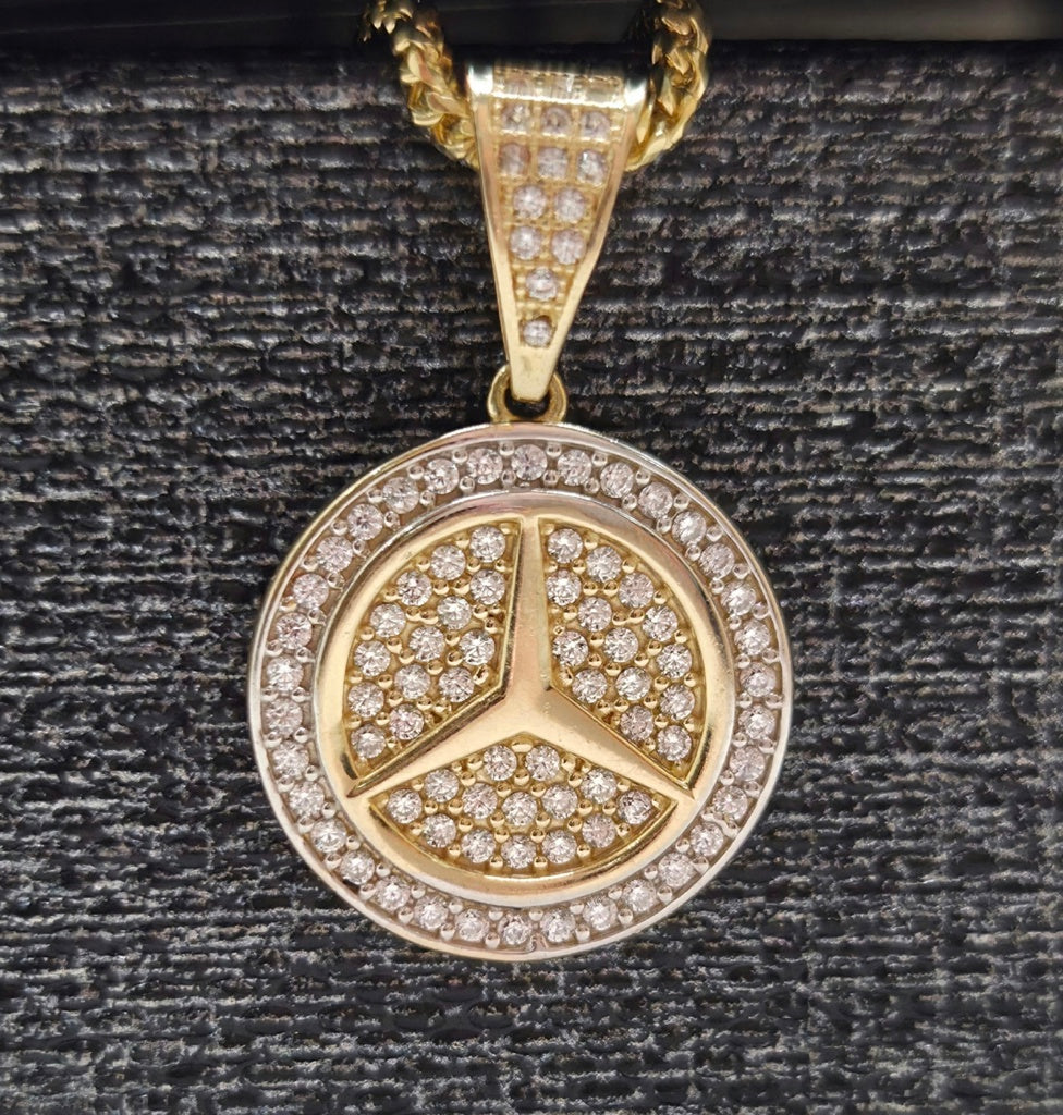 10KT SMALL CZ MERCEDES B ROUND PENDANT  Weight 3.2GR