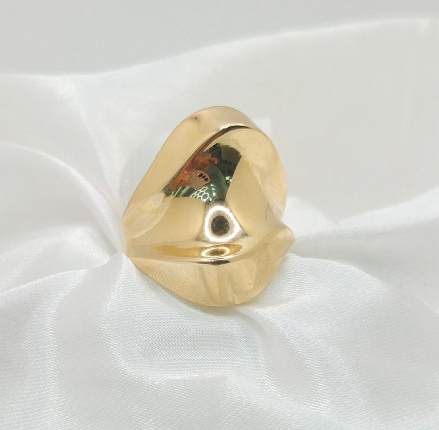 14KT ABSTRACT MODERNIST WOMEN'S RING Size 7.5 Weight 2.7GR