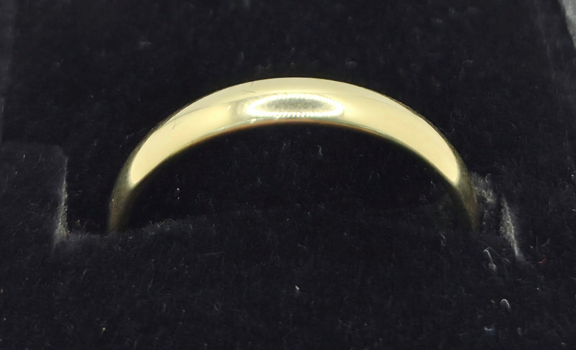 14KT SOLID ENGAGEMENT BAND MENS RING Size 12 4MM Weight 4GR