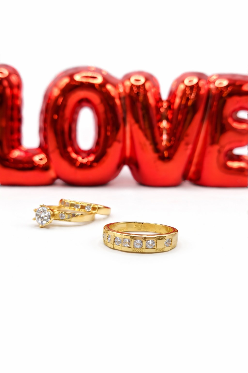 10KT SQUARE DETAILS ENGAGEMENT MAN'S RING Size 9.5 Weigth 2.8GR