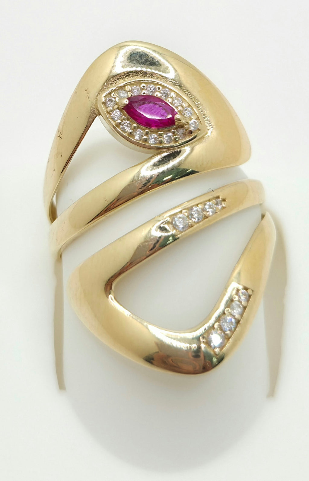 14KT PINK STONE ASYMETRIC RING Size 6 Weight 3.2GR