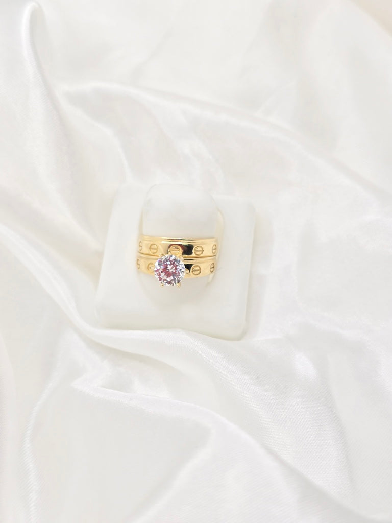 10KT  RING Size 7 Weigth 3.6GR
