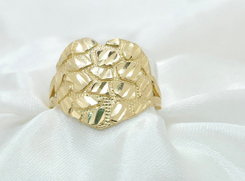 14KT NUGGET HEART RING  Size 8 Weight 2.7GR