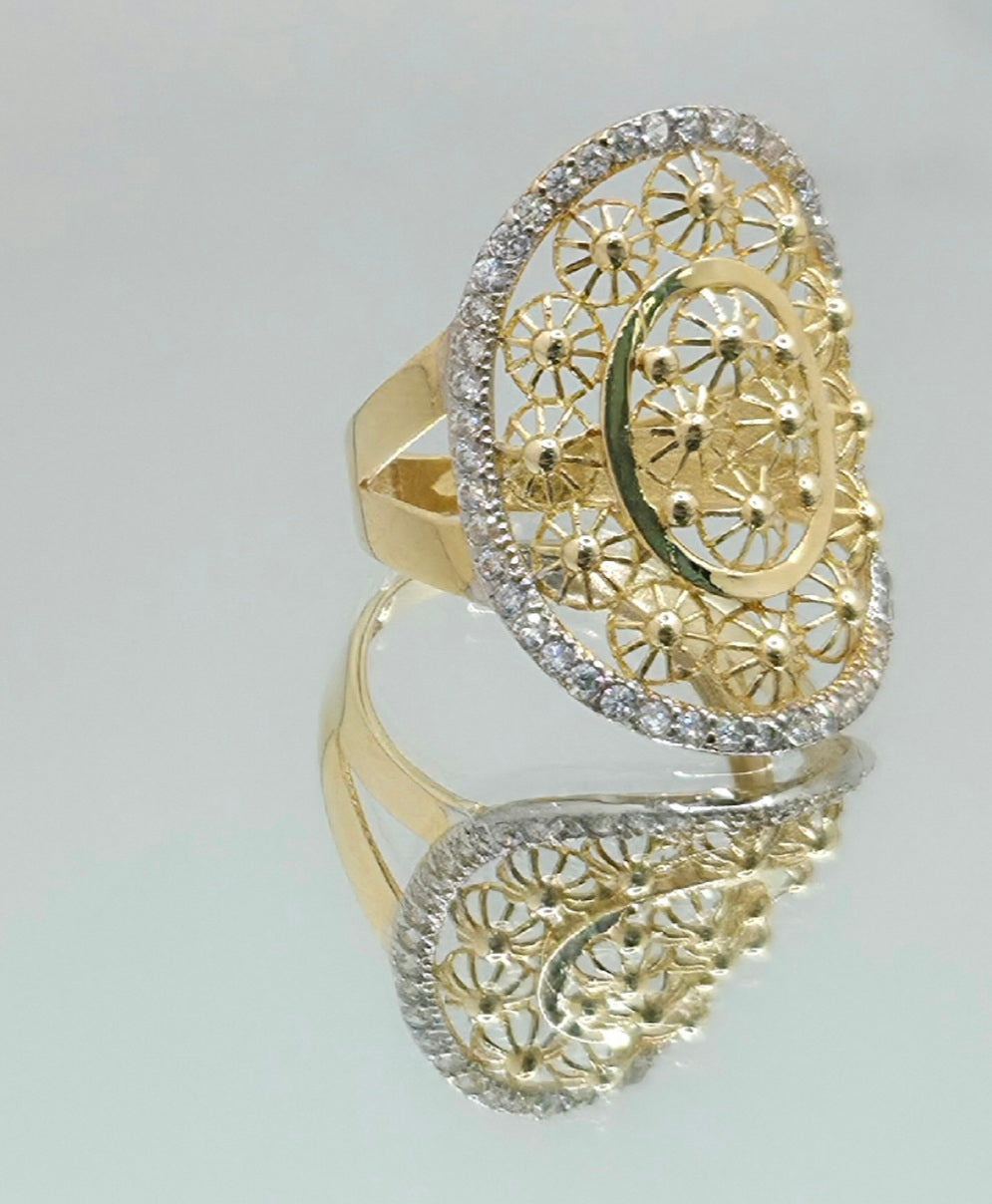14KT CZ OVAL MODERN RING Size 7 Weight 3GR