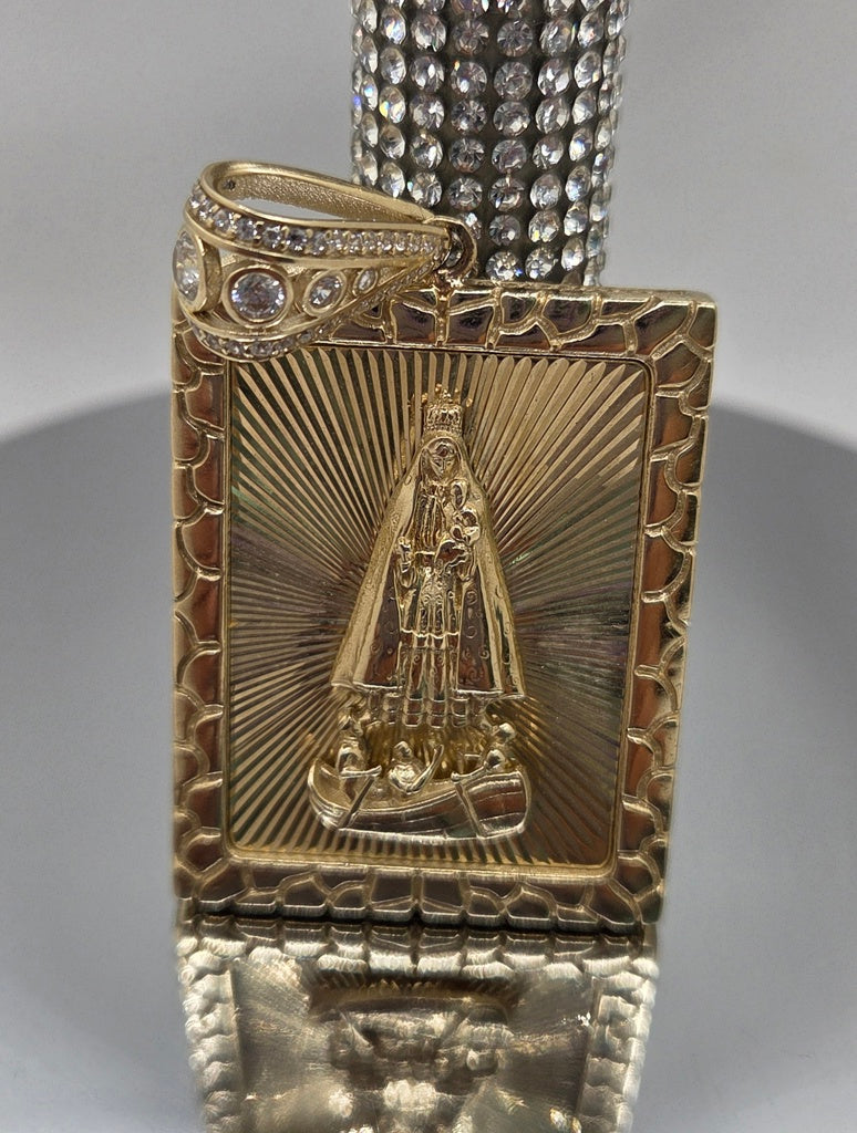 10KT LARGE SQUARE VIRGEN DE LA CARIDAD PENDANT Weight 15.5GR