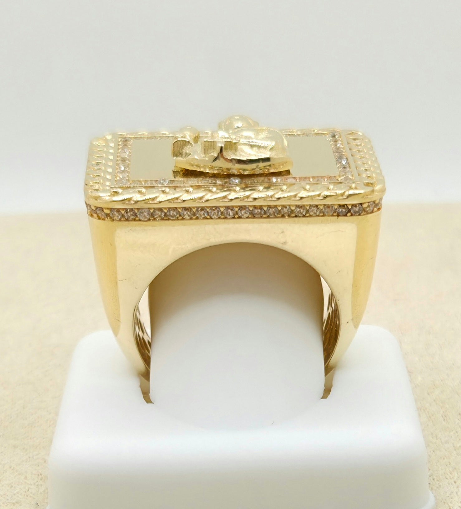 10KT ELEGANT RECTANGULAR SANTA BARBARA RING Size 11 Weight 12.1GR