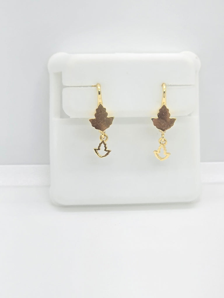 10KT MAPLE LEAF EARRINGS