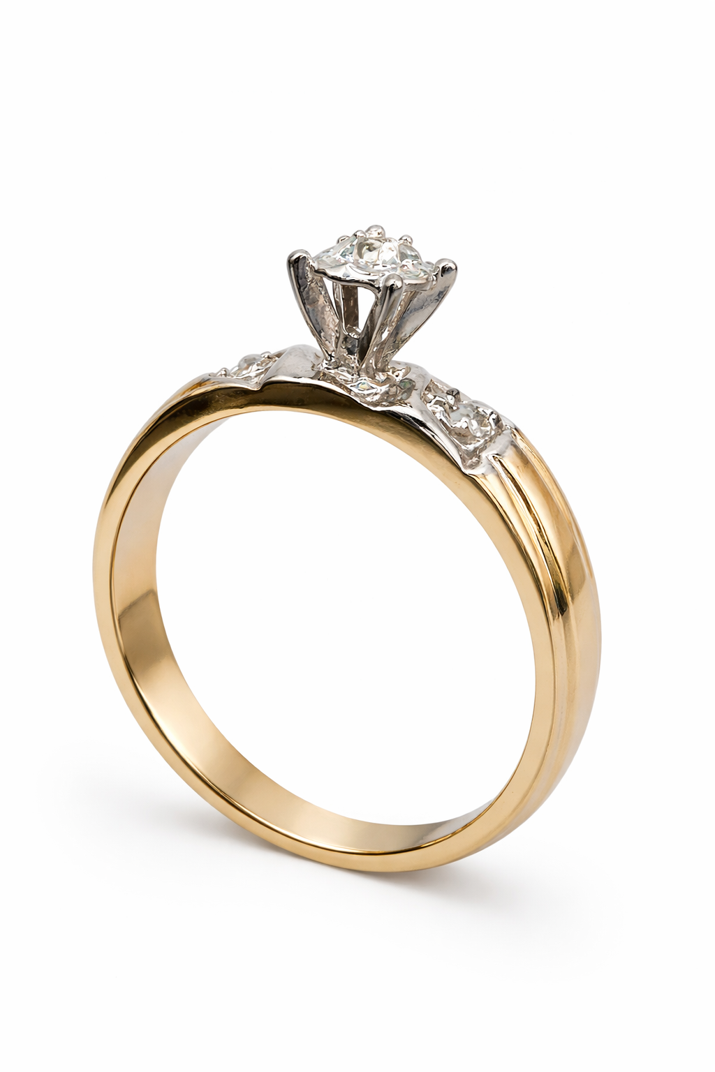 10KT DELICATE DIAMOND WOMAN'S RING Size 7 Weight 2.8GR