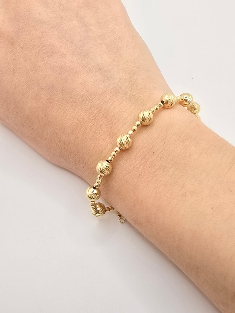 10KT YELLOW GOLD SMALL BEAD DIAMOND CUT BRACELET Size 7INCH Weight 4.3GR