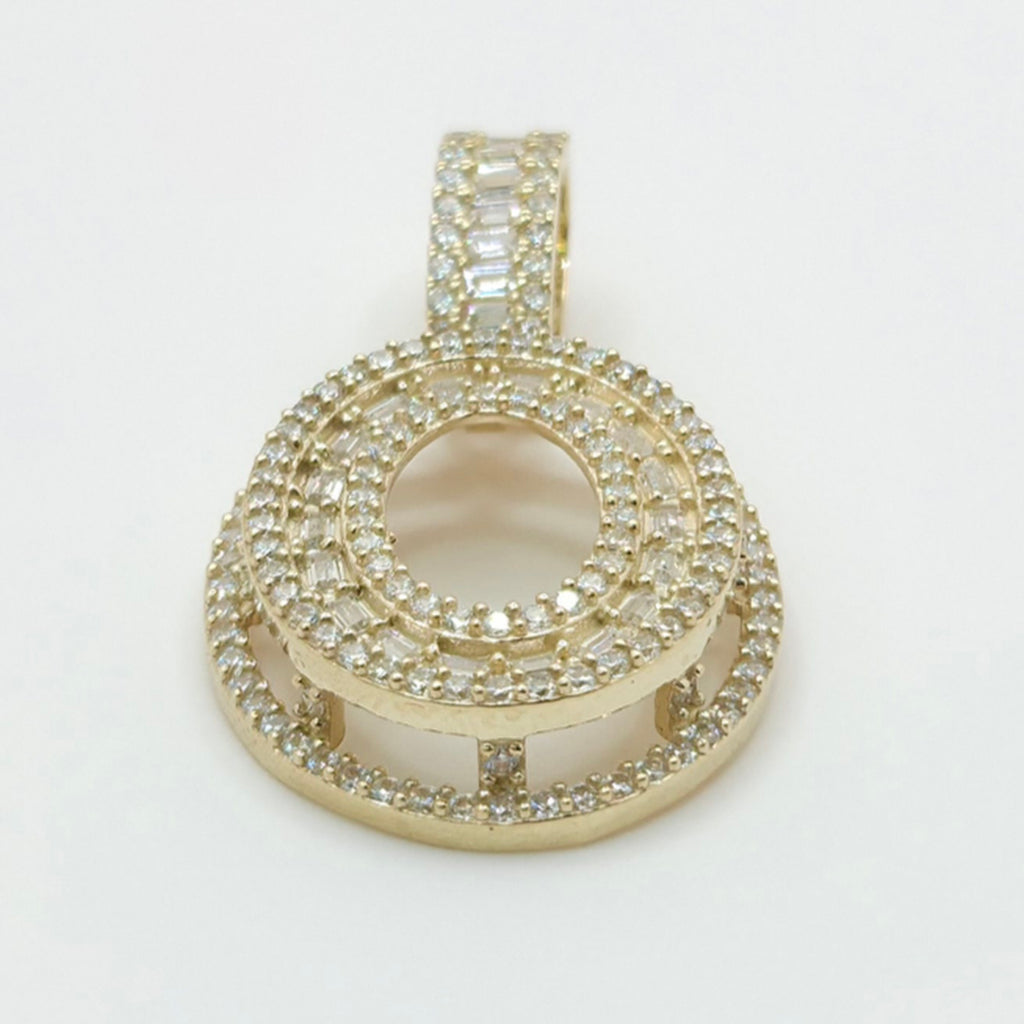 10KT MEDIUM CZ "O" LETTER PENDANT Weight 4.8GR