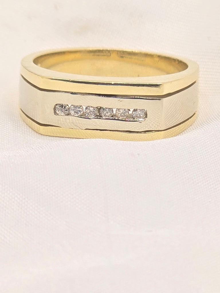 14KT YG STATEMENT DIAMOND RING Size 9 Weight 10.3 GRS