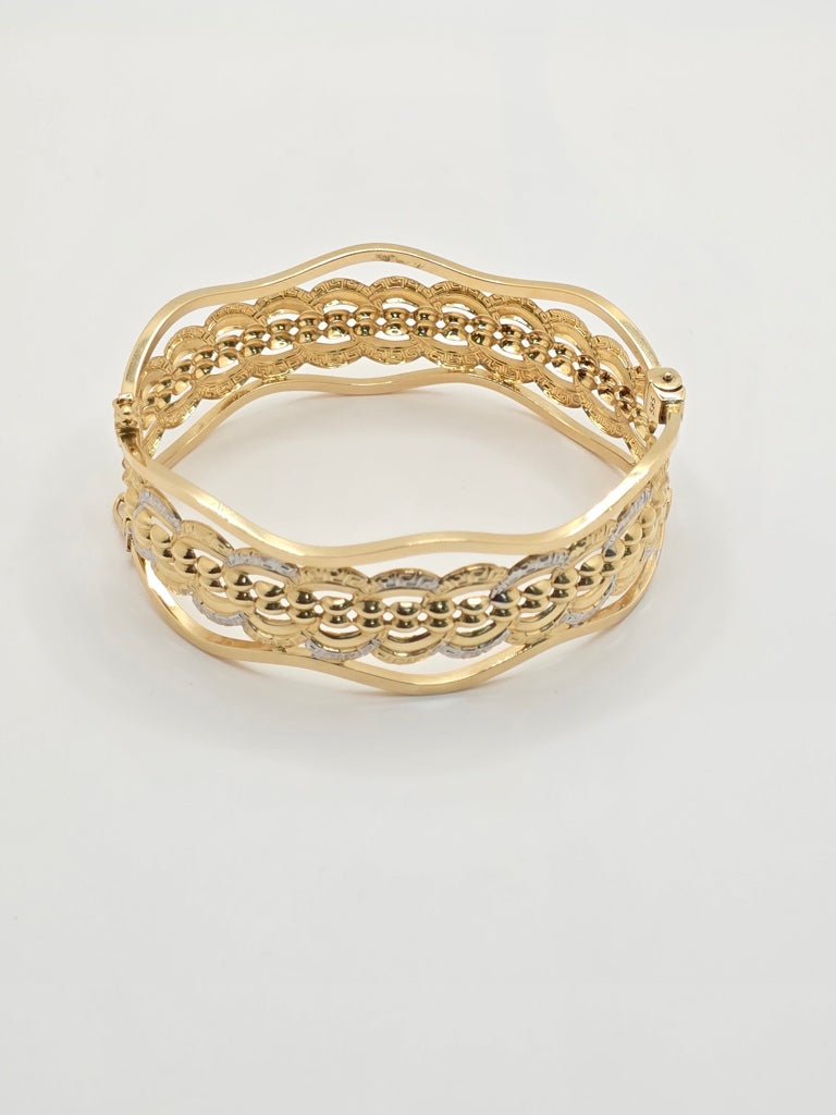 14KT WAVE BANGLE  Weight 15.5GR