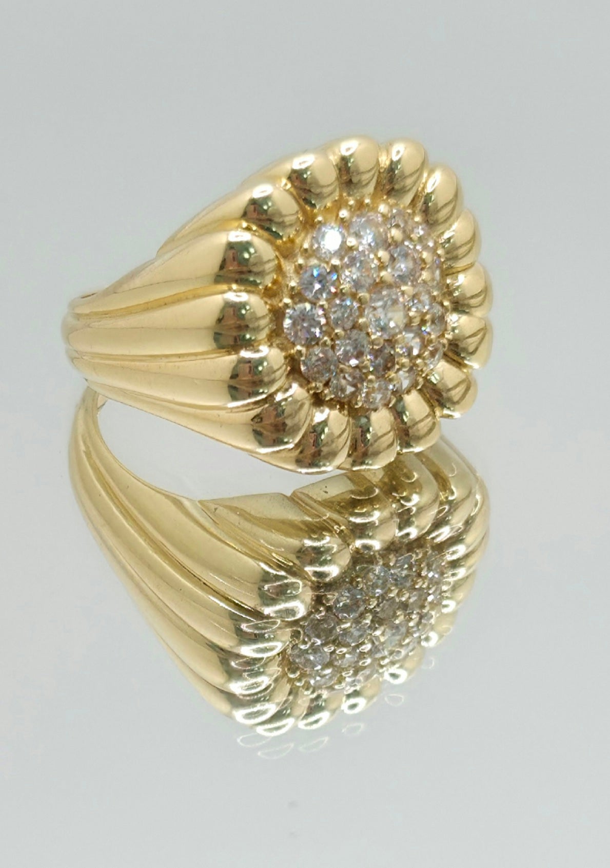 14KT MAXI CZ FLOWER RING Size 7 Weight 6.7GR