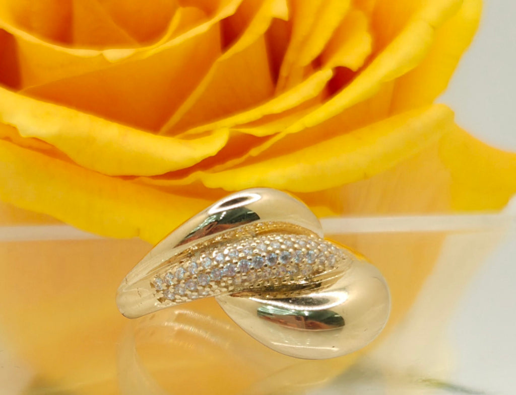 14KT ELEGANT TWISTED CZ DETAIL WOMEN'S RING Size 7 Weight 3.3GR