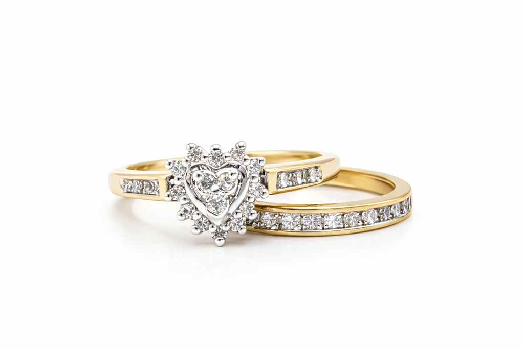 10KT HEART DIAMOND ENGAGEMENT RING Size 7/0.24CT