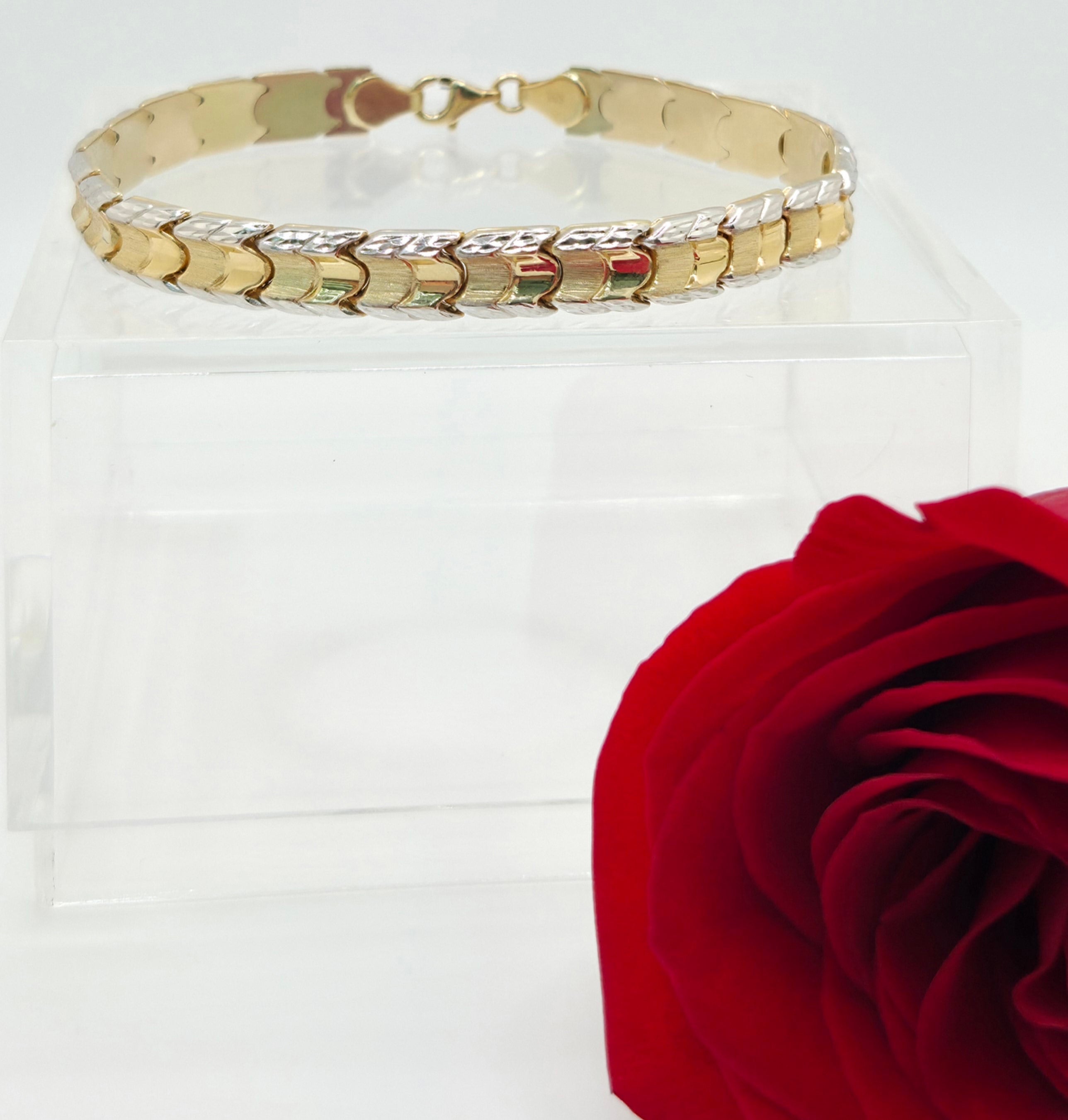 14KT TWO TONE VINTAGE BRACELET Size 8MM 7INCH Weight 7.3GR