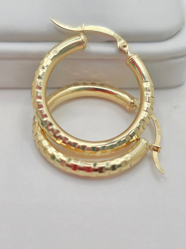 10KT  SQUARE CUT HOOPS EARRINGS Size 3 3MM Weight 2.7GR