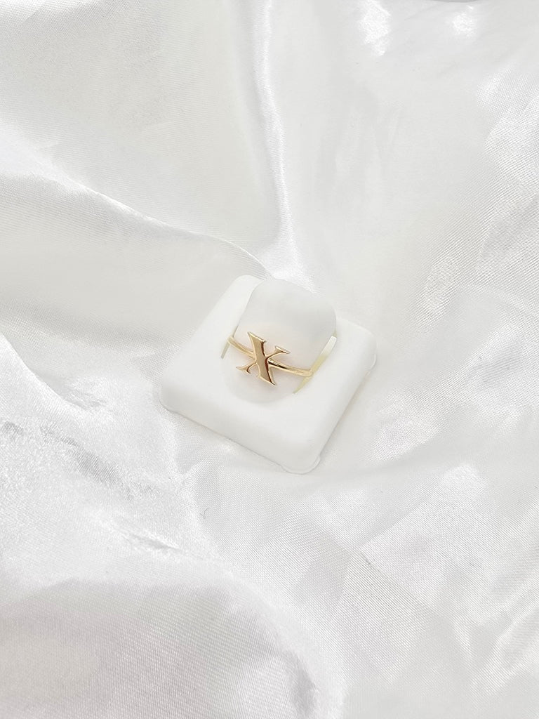 14KT "X" LETTER RING Size 7 Weight 1.3GR
